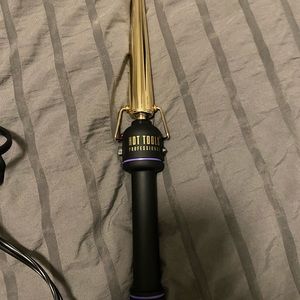 NWOT! Hot Tools Professional Gold Wand